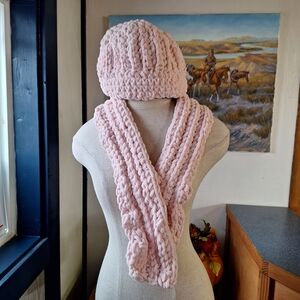 Handmade Crocheted Chenille Cable Knit Hat & Scarf Set, Adult NWOT
